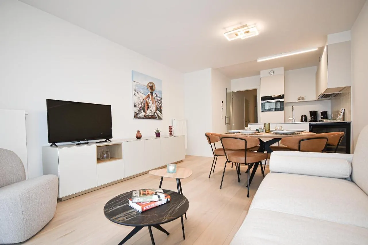 Crystal Residences - Luxurious Seaside Apartments Oostende