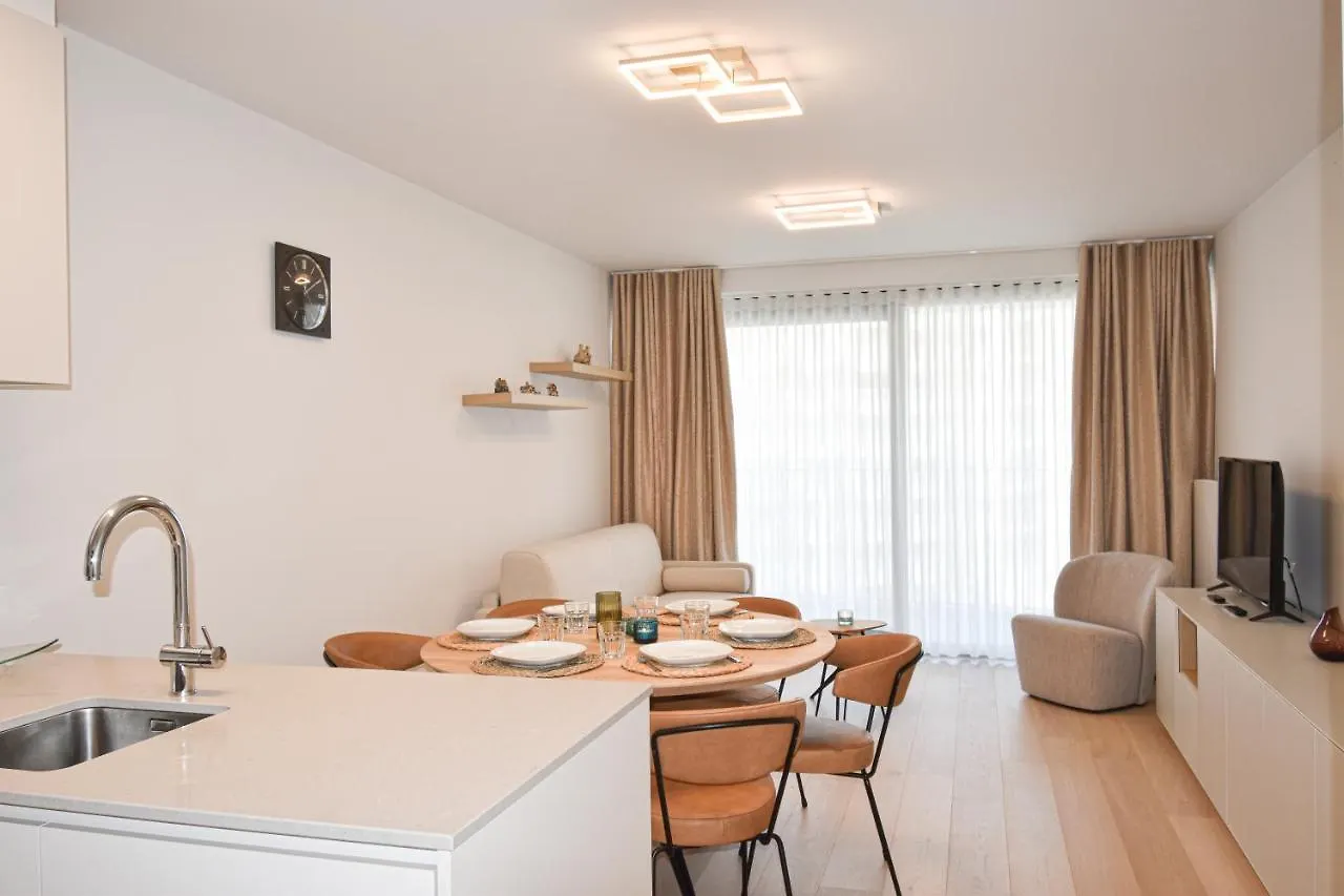 Crystal Residences - Luxurious Seaside Apartments Ostend